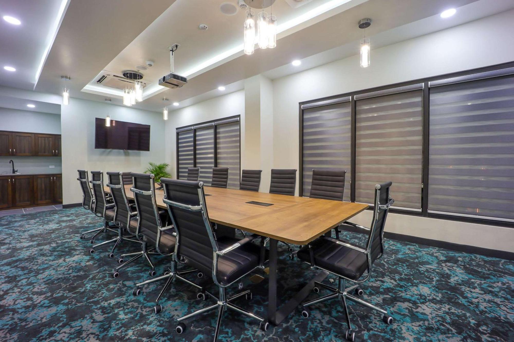Comfort Inn & Suites Tobago Signal Hill 外观 照片